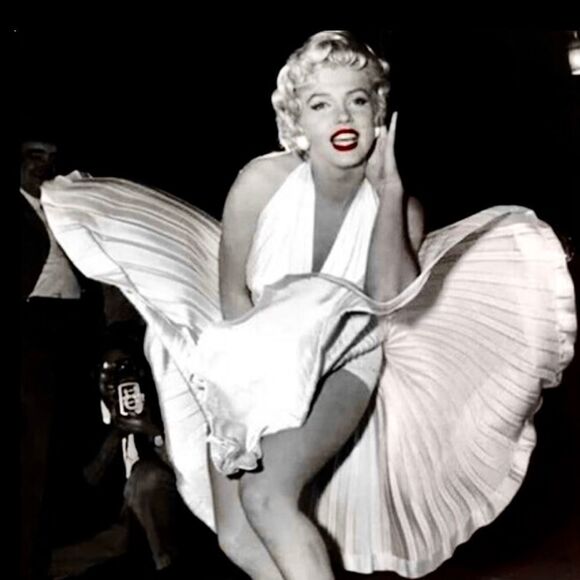 Marilyn Monroe in White dress in the wind & Quote print picture wall art decor - Picture 1 of 2